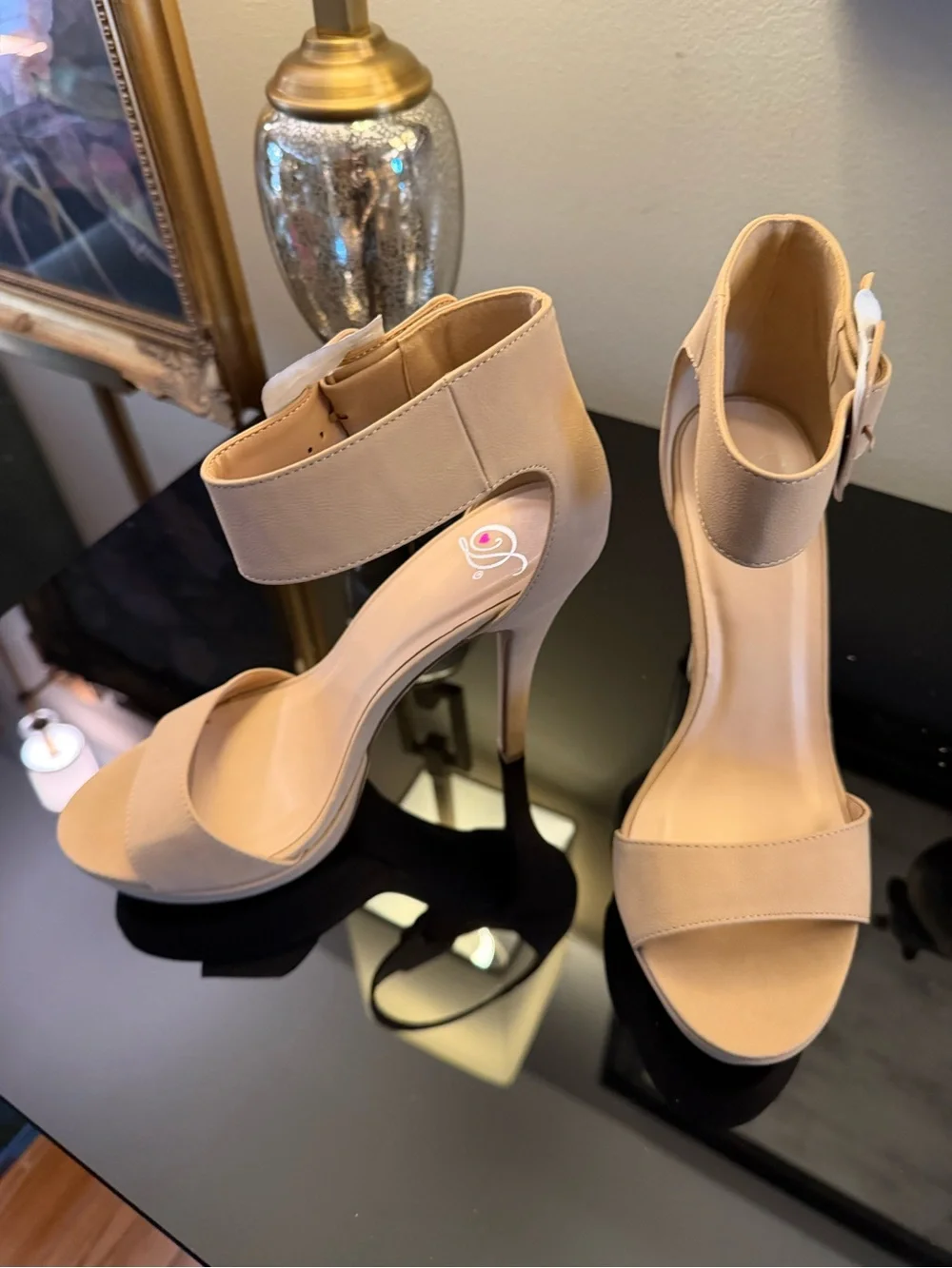 Delicious NWOT Nude Ankle-Strap Stiletto Heels